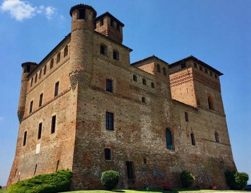 The Langhe Castles